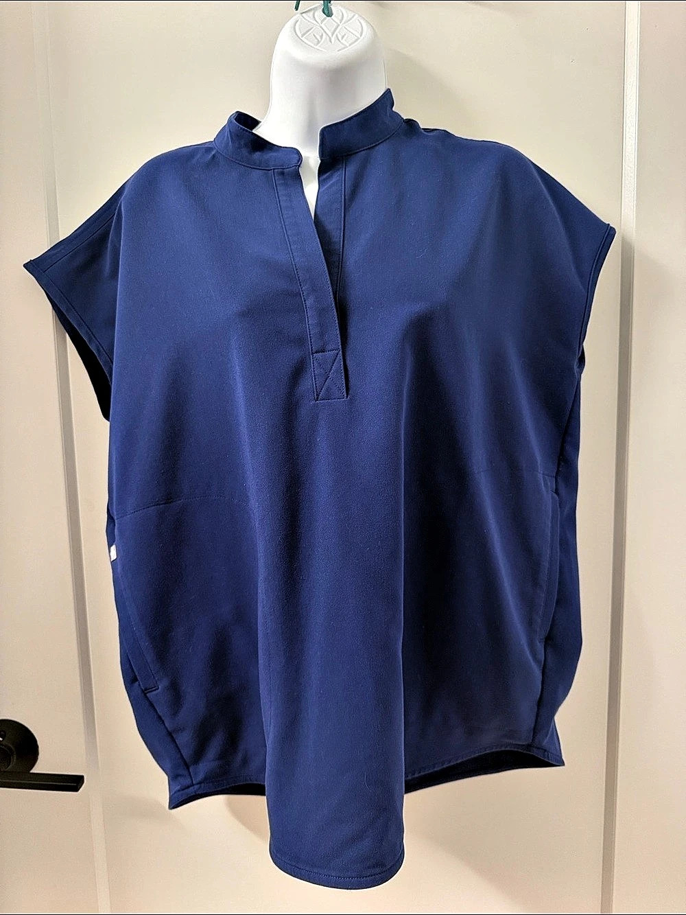 FIGS Rafaela Scrub Top Medical Scrub Top Blue Small